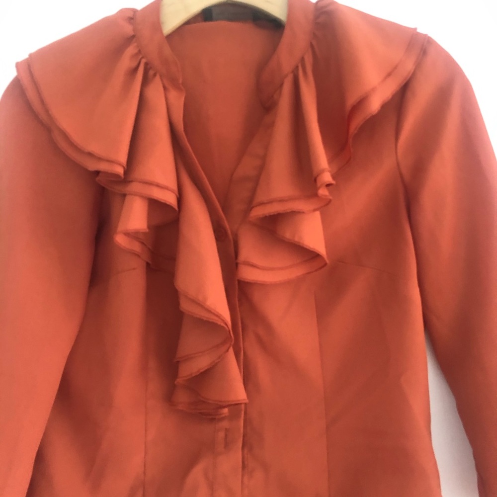 Thé Limited Ruffle Blouse - Picture 4 of 4